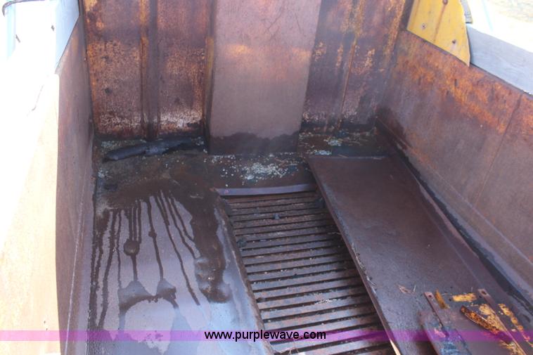 image for item K8763 1999 Freightliner FL80 dump truck