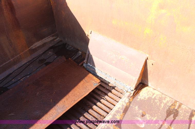 image for item K8763 1999 Freightliner FL80 dump truck