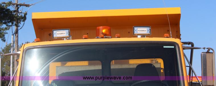 image for item K8763 1999 Freightliner FL80 dump truck