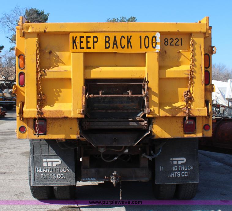 image for item K8764 1999 Freightliner FL80 dump truck