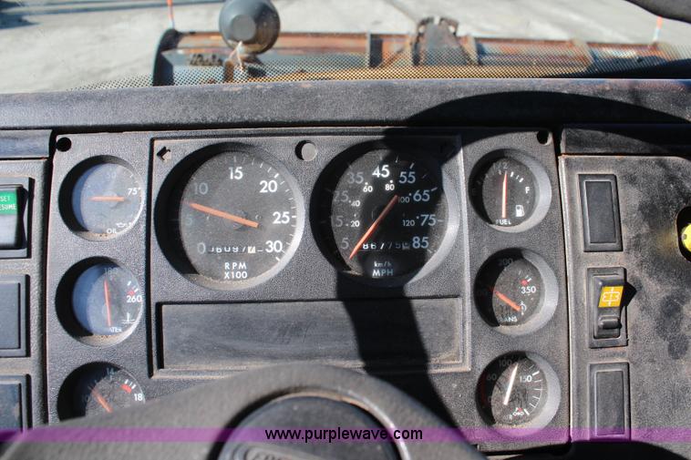 image for item K8764 1999 Freightliner FL80 dump truck