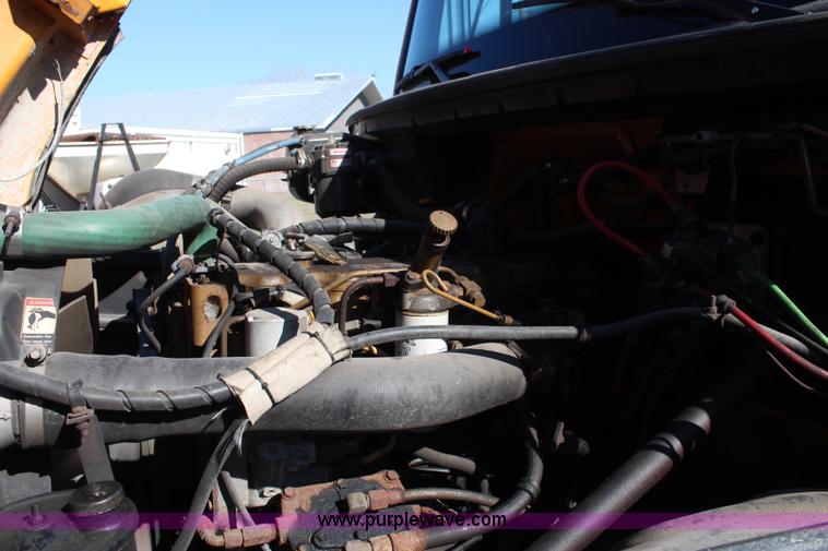 image for item K8764 1999 Freightliner FL80 dump truck