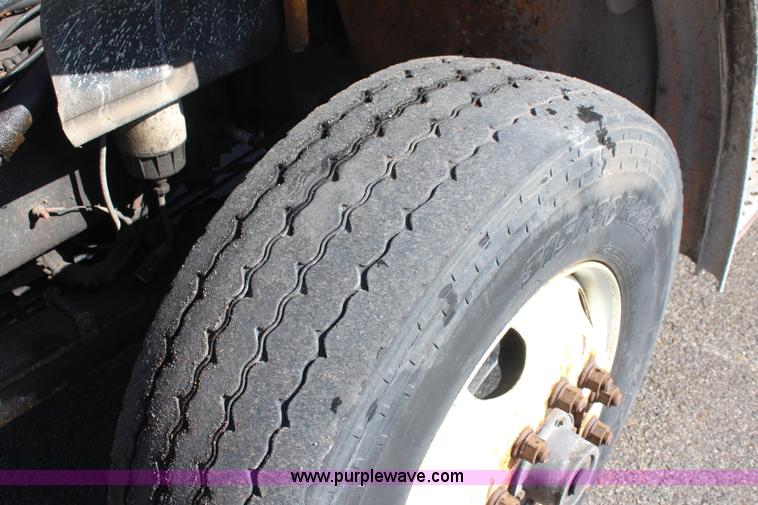 image for item K8764 1999 Freightliner FL80 dump truck