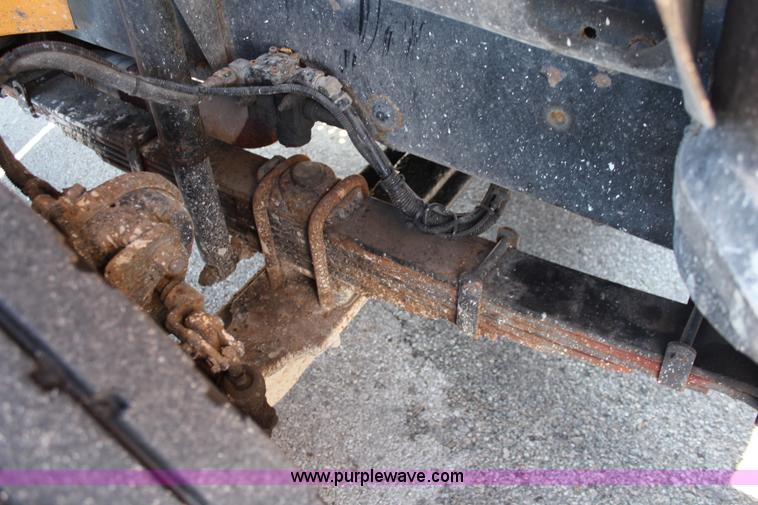 image for item K8764 1999 Freightliner FL80 dump truck