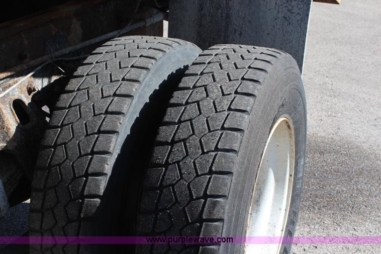 image for item K8764 1999 Freightliner FL80 dump truck