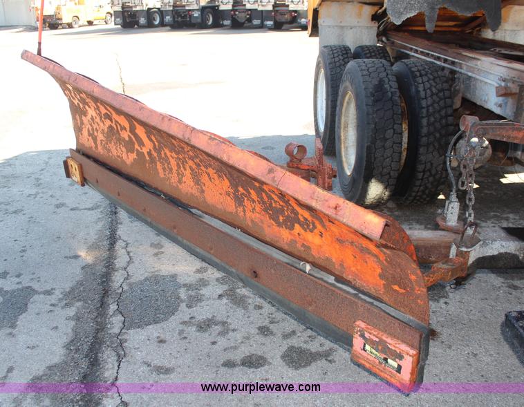 image for item K8764 1999 Freightliner FL80 dump truck