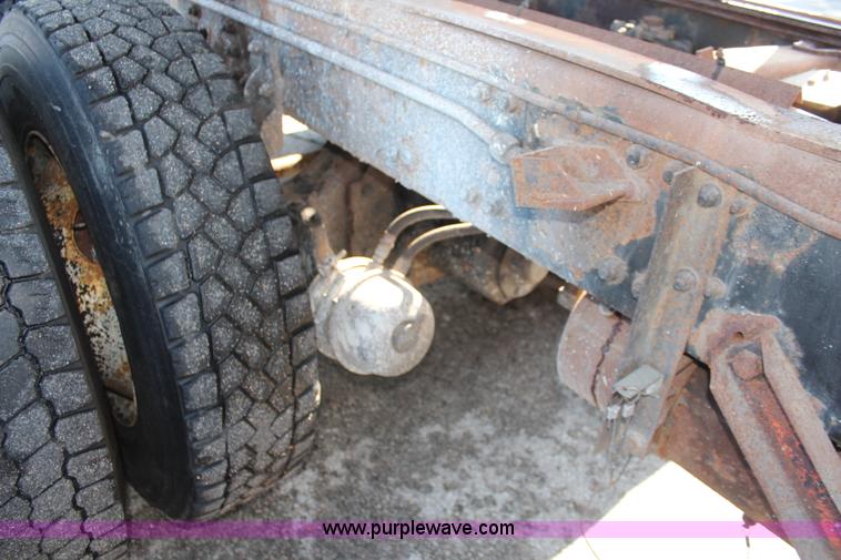 image for item K8764 1999 Freightliner FL80 dump truck