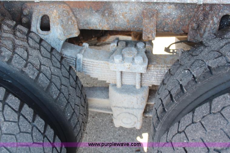 image for item K8764 1999 Freightliner FL80 dump truck