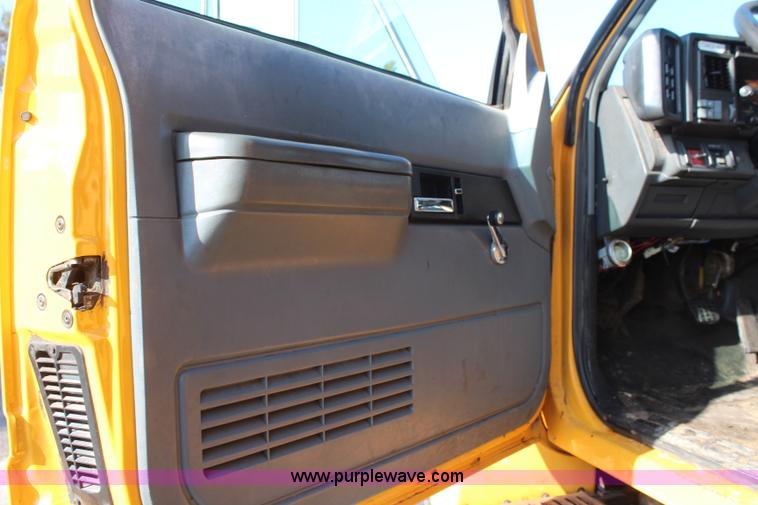 image for item K8765 1999 GMC C8500 dump truck