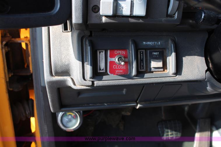 image for item K8765 1999 GMC C8500 dump truck