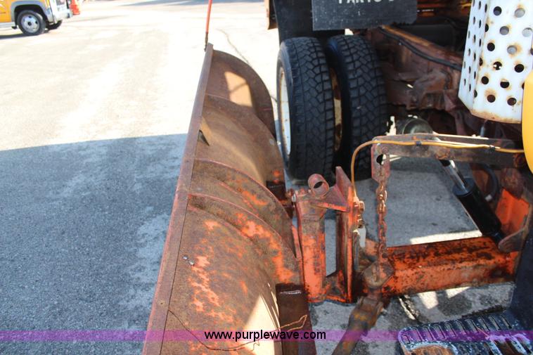 image for item K8765 1999 GMC C8500 dump truck