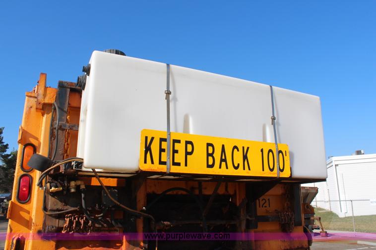 image for item K8765 1999 GMC C8500 dump truck