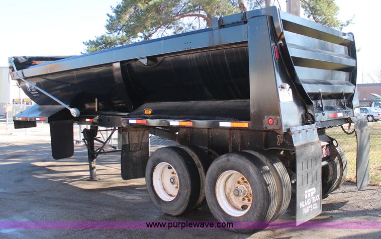 image for item K8766 1997 Midland barrel bed end dump trailer