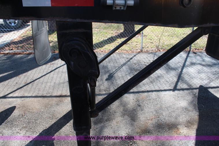 image for item K8766 1997 Midland barrel bed end dump trailer