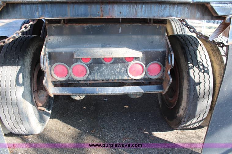 image for item K8766 1997 Midland barrel bed end dump trailer