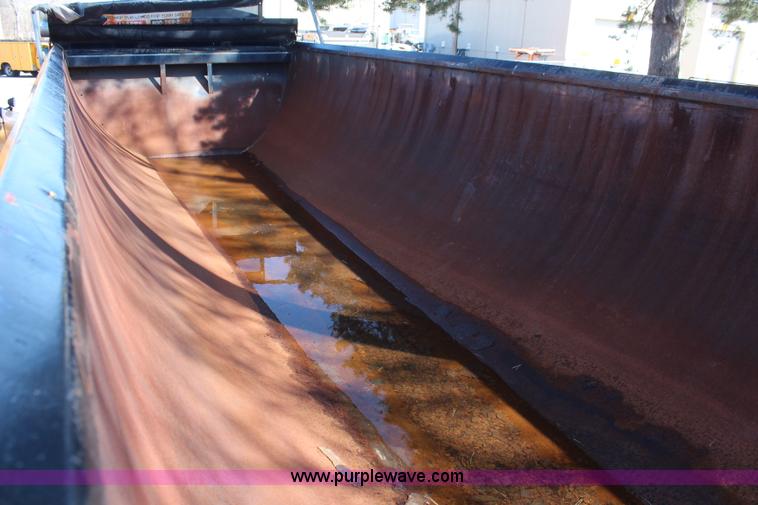 image for item K8766 1997 Midland barrel bed end dump trailer