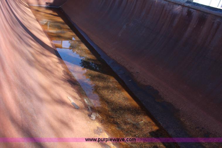 image for item K8766 1997 Midland barrel bed end dump trailer