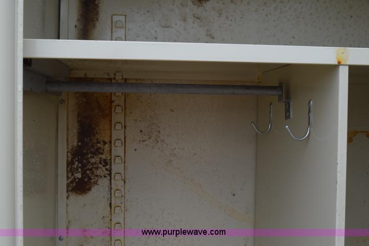 image for item AQ9189 (16) metal cabinets