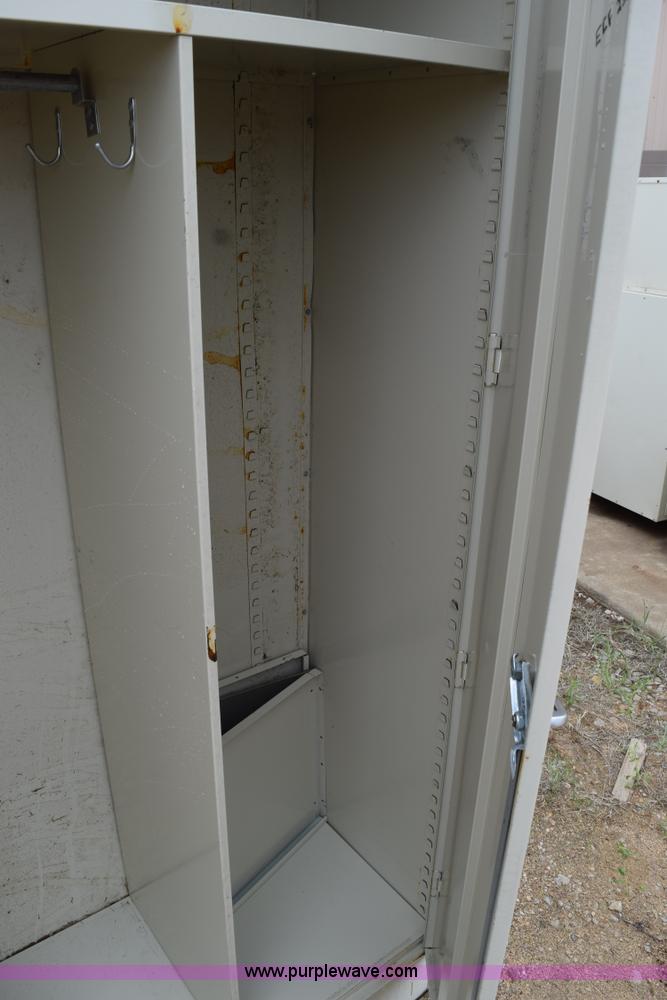 image for item AQ9189 (16) metal cabinets