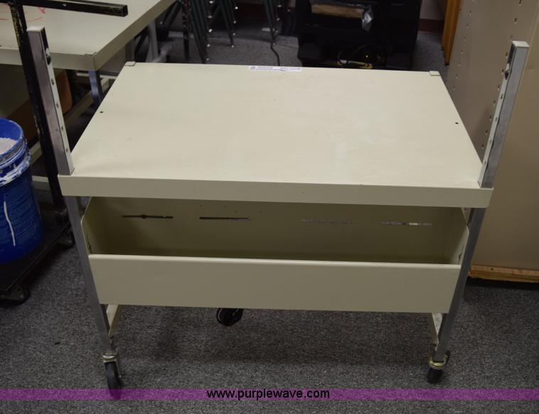 image for item AQ9208 (3) Bretford computer carts