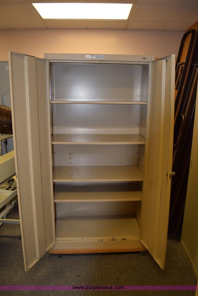 image for item AQ9209 (2) metal cabinets