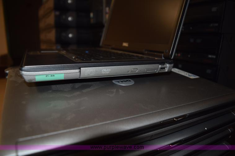 image for item AQ9211 (60) Dell Latitude D620 laptops