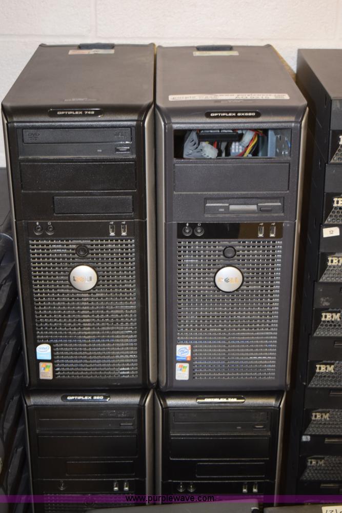 image for item AQ9215 (6) Dell CPUs