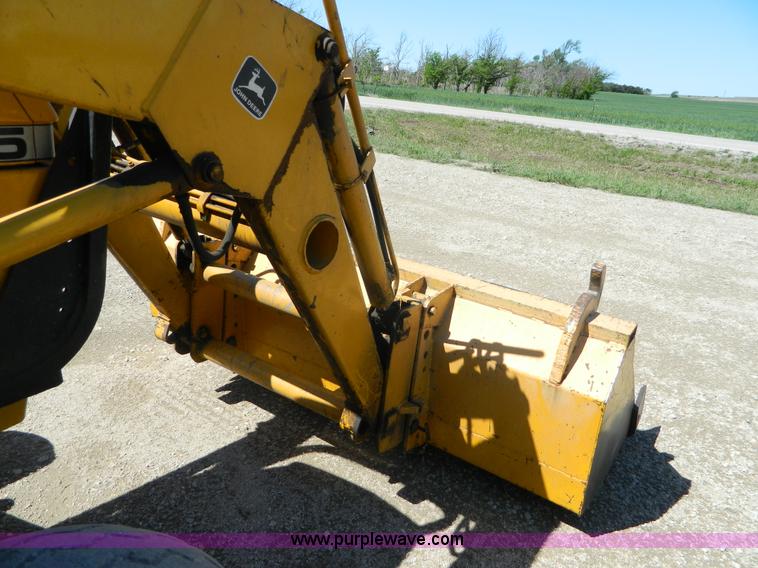 image for item AX9864 John Deere 2155 tractor