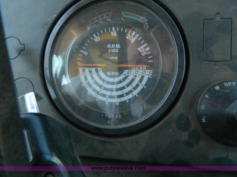 image for item AX9864 John Deere 2155 tractor