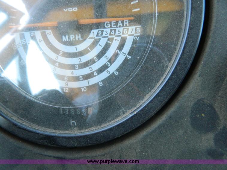 image for item AX9864 John Deere 2155 tractor