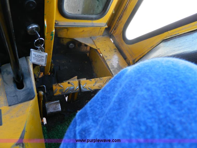 image for item AX9864 John Deere 2155 tractor