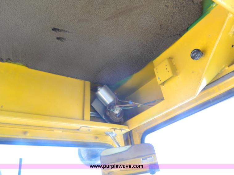 image for item AX9864 John Deere 2155 tractor