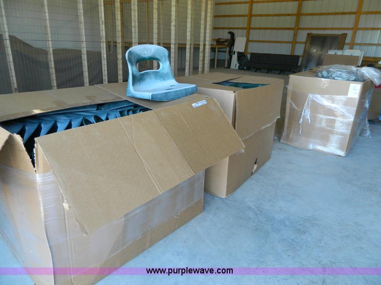 image for item AX9865 (200) stadium seats