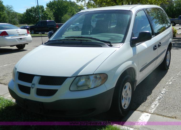 image for item AX9867 2001 Dodge Caravan SE van