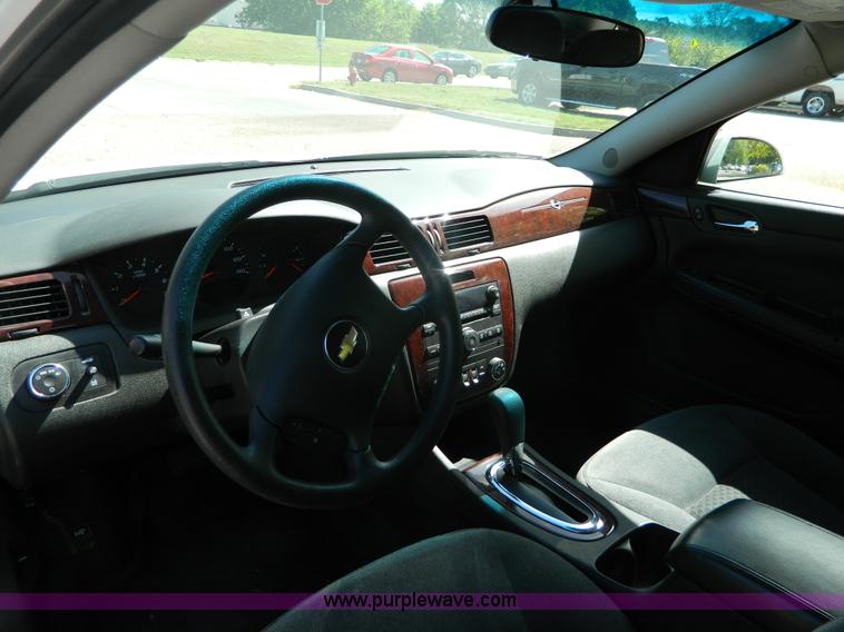 image for item AX9868 2009 Chevrolet Impala LS