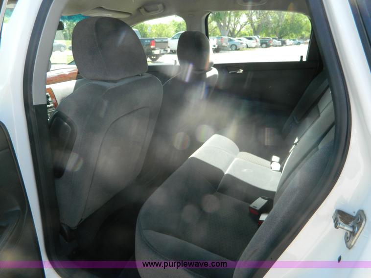 image for item AX9868 2009 Chevrolet Impala LS