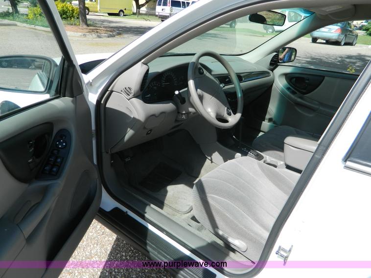 image for item AX9869 2003 Chevrolet Malibu