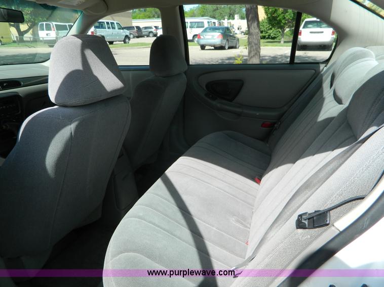 image for item AX9869 2003 Chevrolet Malibu