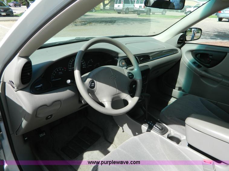 image for item AX9869 2003 Chevrolet Malibu