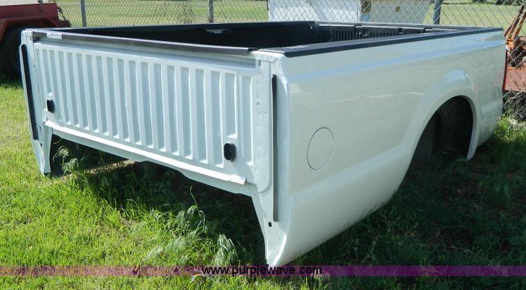 image for item AX9871 Ford Super Duty truck bed