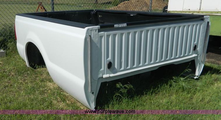 image for item AX9871 Ford Super Duty truck bed