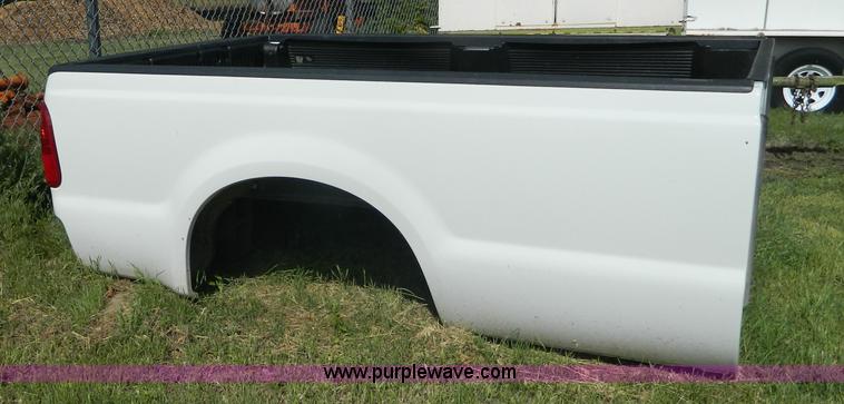 image for item AX9871 Ford Super Duty truck bed