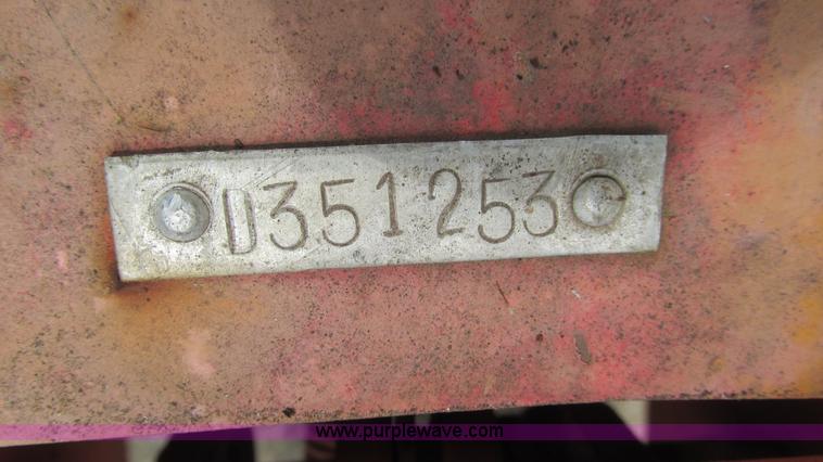 image for item AY9869 Assorted tools