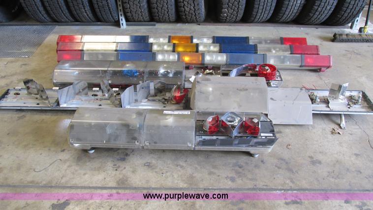 image for item AY9873 (6) assorted light bars