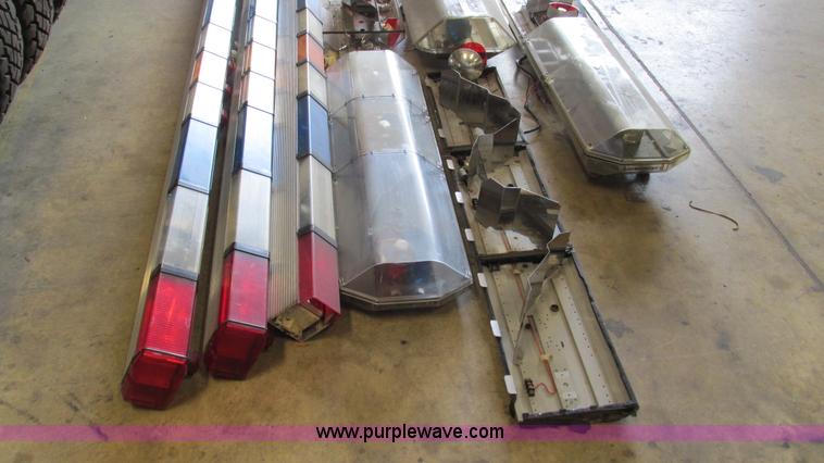 image for item AY9873 (6) assorted light bars