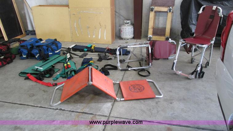 image for item AY9874 Assorted medical bags and equipment