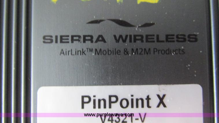 image for item AY9881 Assorted computer accessories