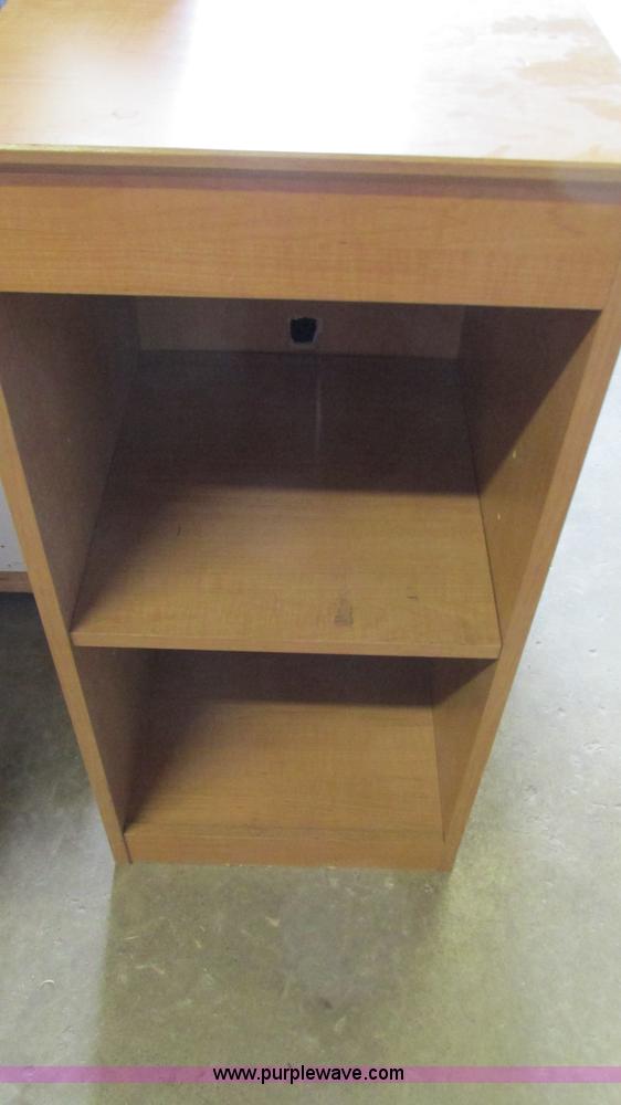 image for item AY9891 Assorted cabinets