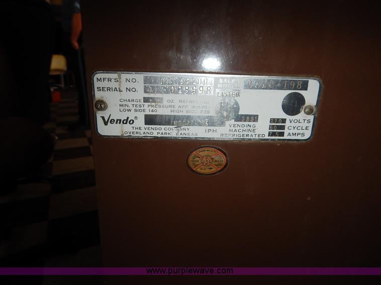 image for item BJ9582 Vendo six slot soda machine