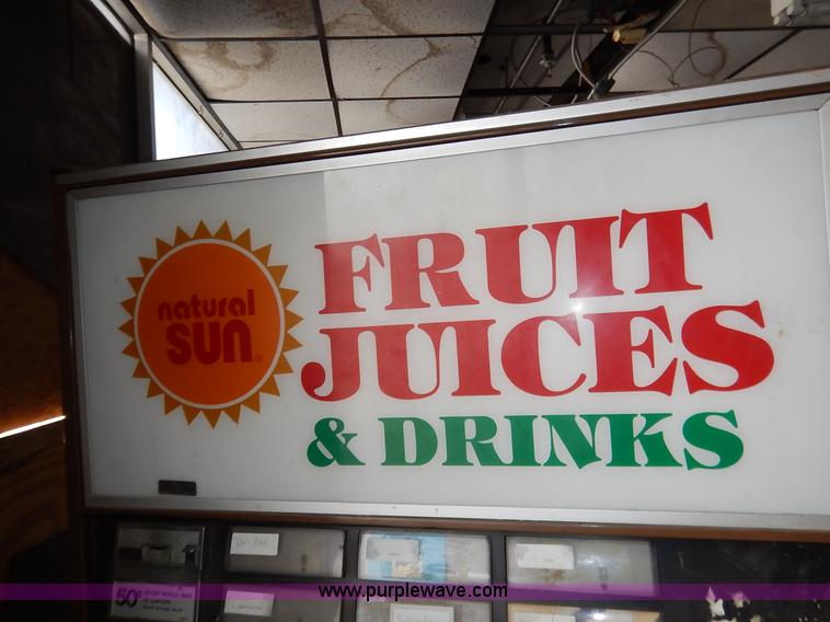 image for item BJ9582 Vendo six slot soda machine